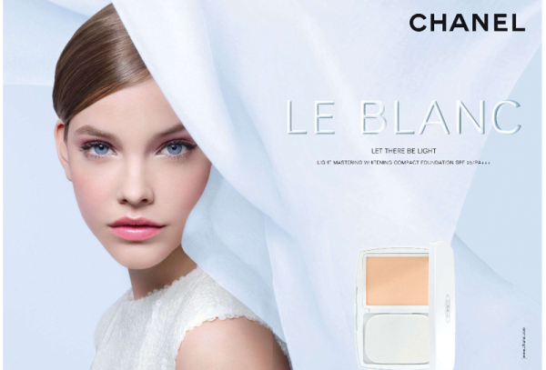 Altura exigida por uma agência de modelos - Barbara-Palvin - Modelo com 1,71 de altura em campanha para Chanel