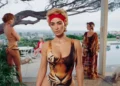 Cintia Dicker brilha em campanha com Kim Kardashian e Roberto Cavalli: veja detalhes Models Brasil - Agências de Modelos e Top Models