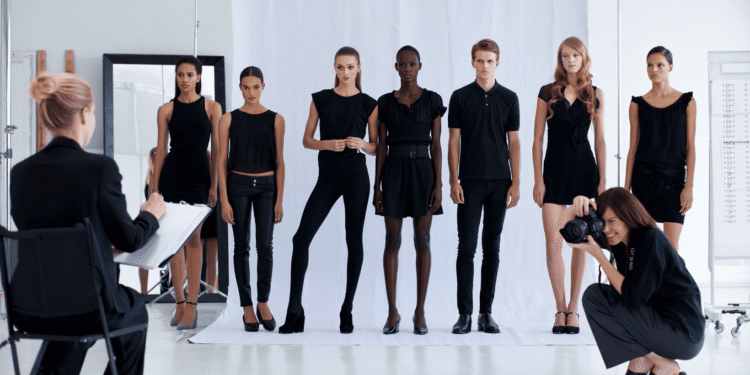 Por que algumas agências de modelos dão preferência para pessoas altas? - Modelsbrasil.com